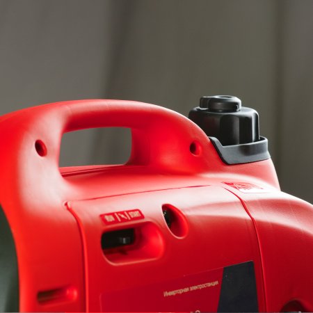 Инверторный генератор FUBAG PRI 2300 S в шумозащитном кожухе в Липецке фото