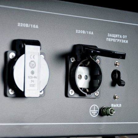 FUBAG Бензиновый генератор с электростартером и коннектором автоматики BS 3300 A ES в Липецке фото